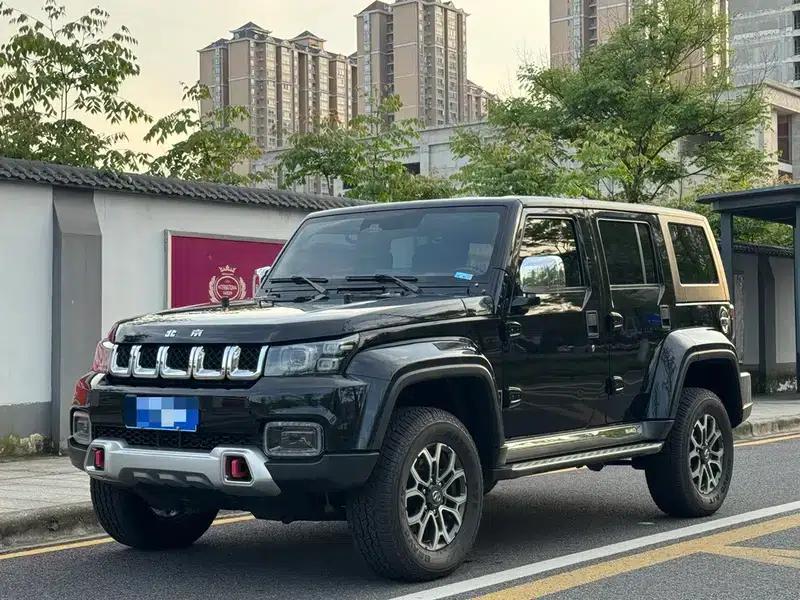Beijing BJ40 2019 2.0T Automatic 4WD City Hunter Premium Edition (National V Emission Standard) — миниатюра 1