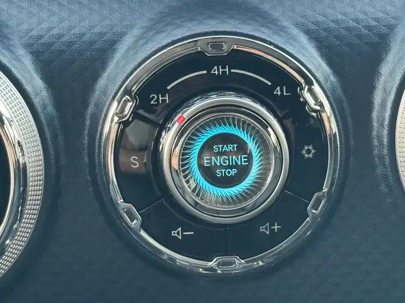Beijing BJ40 2019 2.0T Automatic 4WD City Hunter Premium Edition (National V Emission Standard) — миниатюра 11