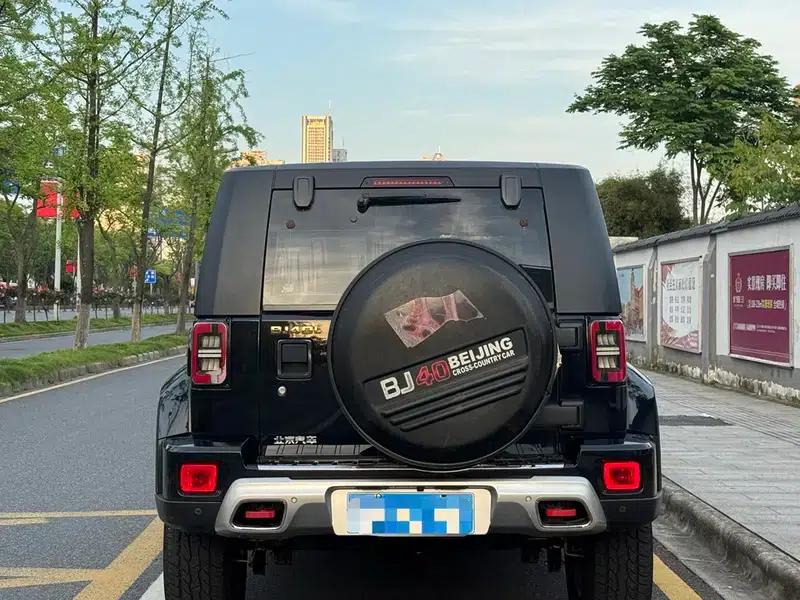 Beijing BJ40 2019 2.0T Automatic 4WD City Hunter Premium Edition (National V Emission Standard) — миниатюра 6
