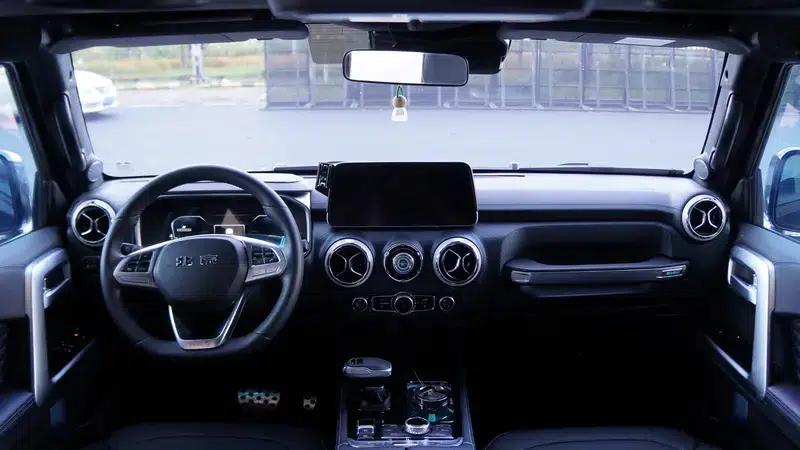 Beijing BJ40 2023 2.0D Automatic 4WD Blade Hero Edition (Hero Model) — миниатюра 7