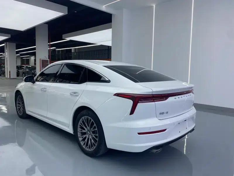 Bestune B70 2022 Model, Third Generation, 1.5T Automatic Enjoyment Edition — миниатюра 4