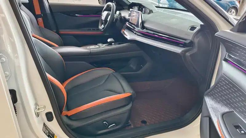 Changan UNI-V 2024 1.5T High-Performance Edition — миниатюра 9