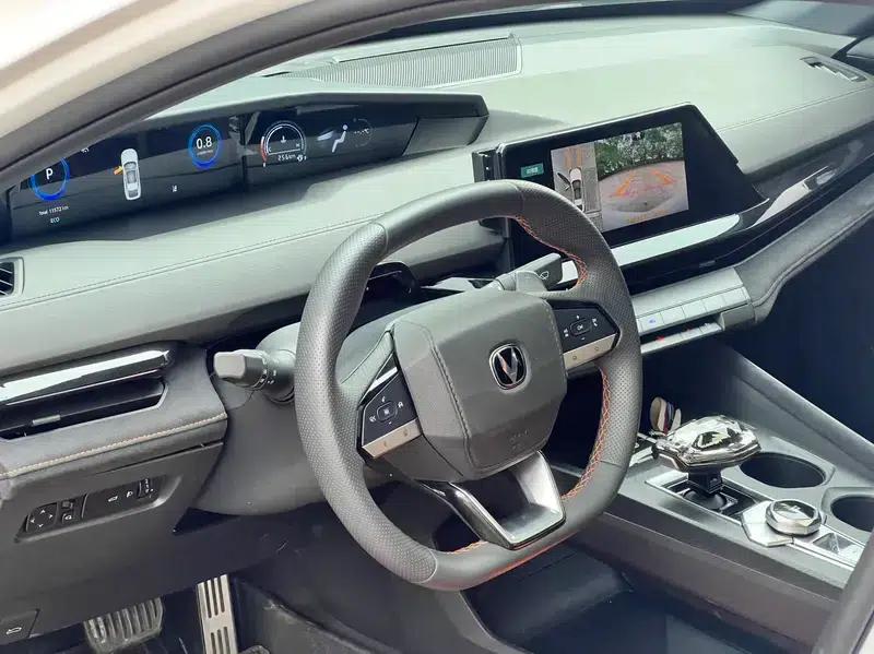 Changan UNI-V 2024 1.5T Premium Sport — миниатюра 20