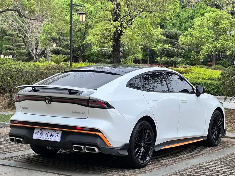 Changan UNI-V 2024 1.5T Premium Sport — миниатюра 7