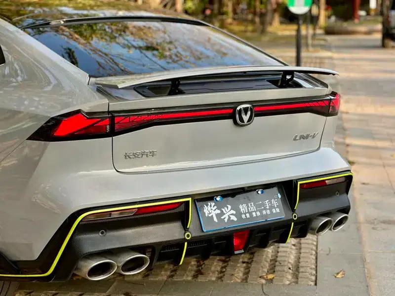 Changan UNI-V 2022 1.5T Sport Edition — миниатюра 8