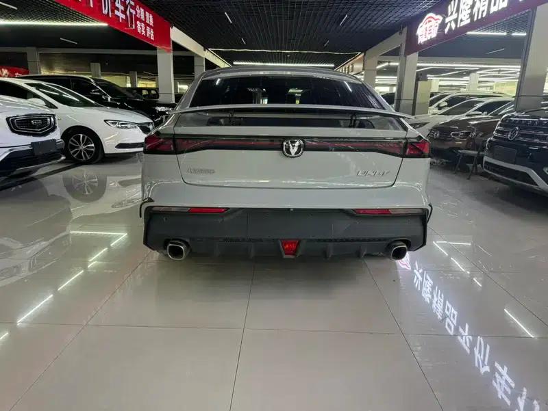 Changan UNI-V 2023 1.5T Smart Navigation Edition — миниатюра 5