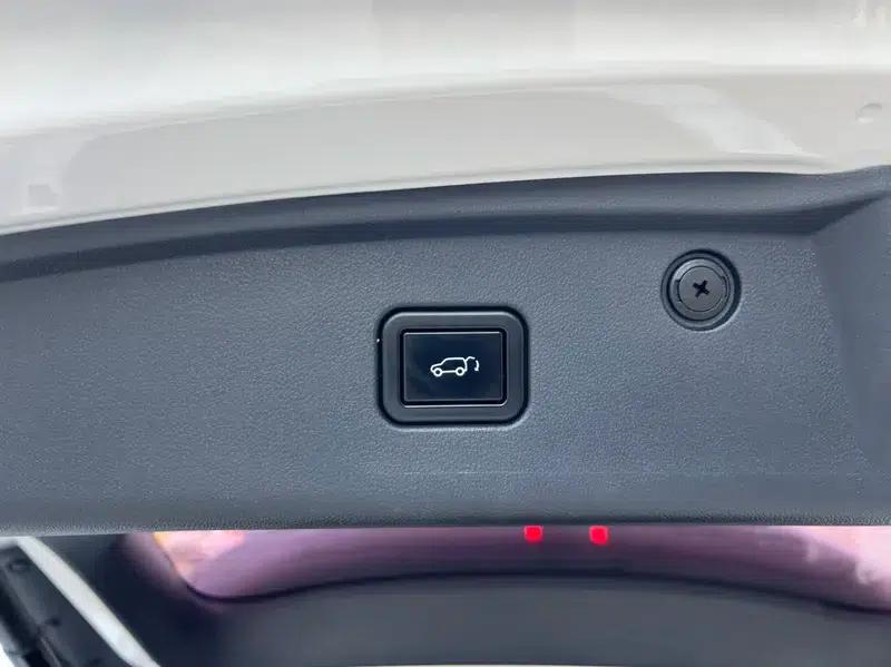 Changan CS75 PLUS 2020 2.0T Automatic Navigation Edition — миниатюра 11