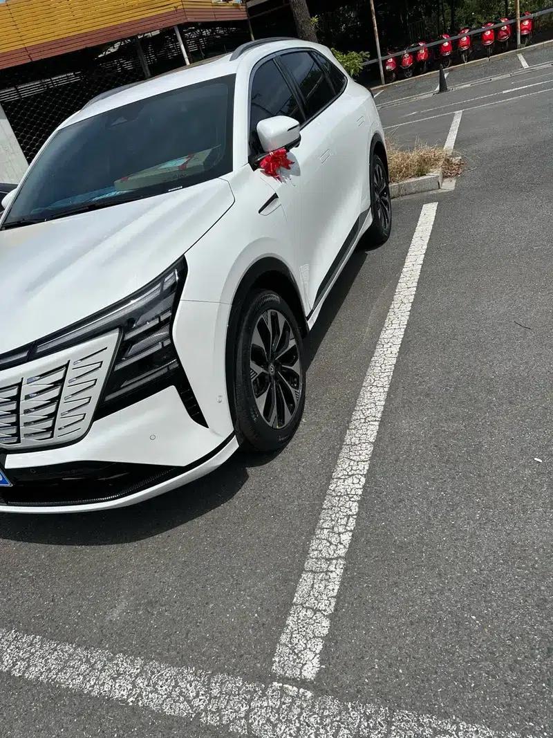 Changan CS75 PLUS 2025 Fourth Generation Ultra 2.0T New Blue Whale Smart Engine Edition — миниатюра 3