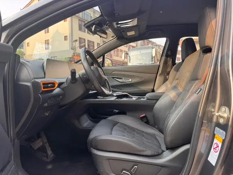 Changan UNI-T 2022 1.5T Premium Edition — миниатюра 9