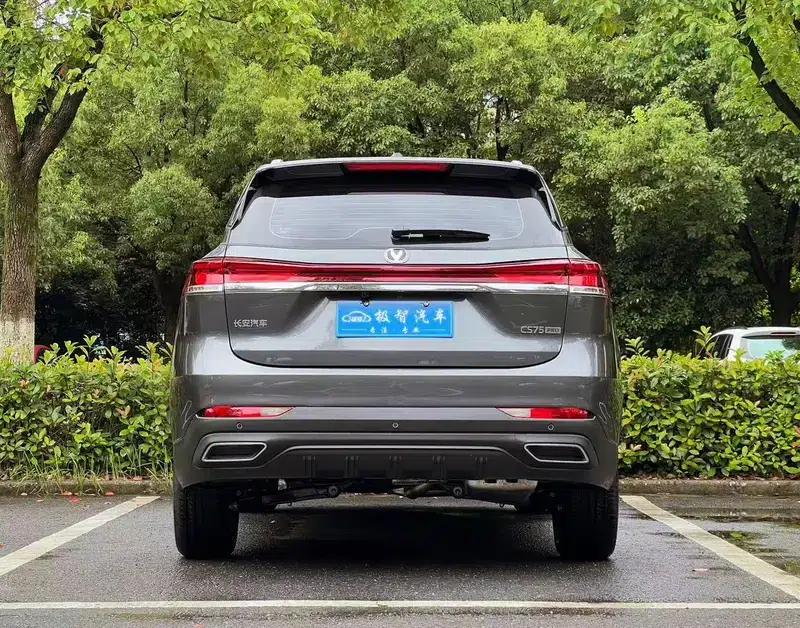 Changan CS75 2026 PRO 1.5T DCT Premium Edition 7-seater — миниатюра 6