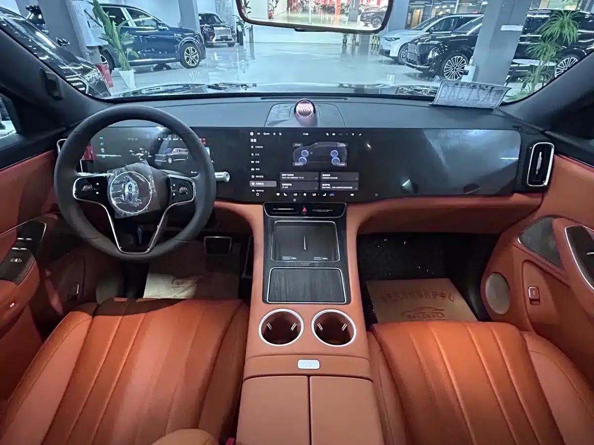 Wenjie M8 2025 Extended Range Max Edition 53.4kWh 6-Seater (896-line LiDAR) — миниатюра 5