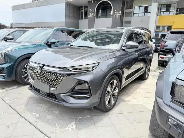 Changan X7 PLUS 2024 1.5T DCT Premium 7-seater