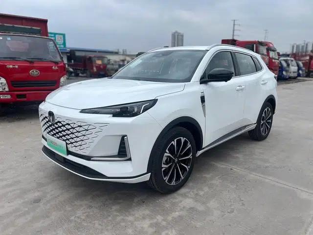 Changan CS55 PLUS PHEV 2025 Smart New Blue Whale 125km Battleship Edition