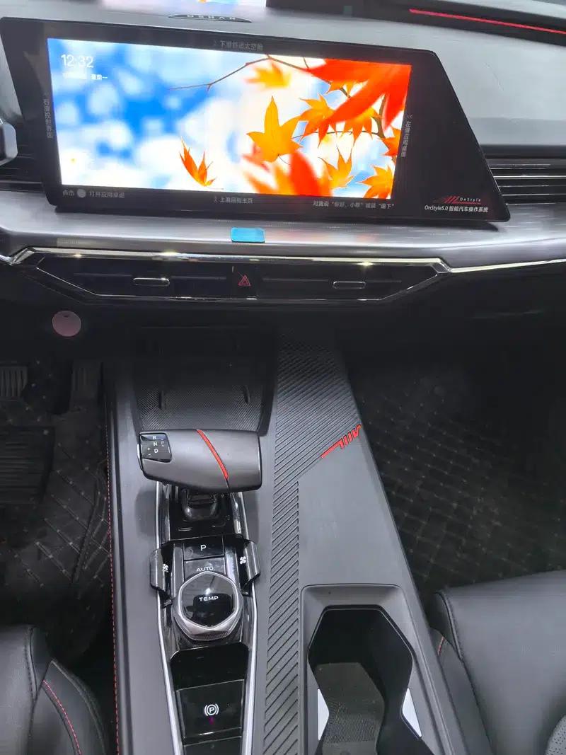 Changan Oushang Z6 2023 Blue Whale 1.5T DCT Smart Edition — миниатюра 8