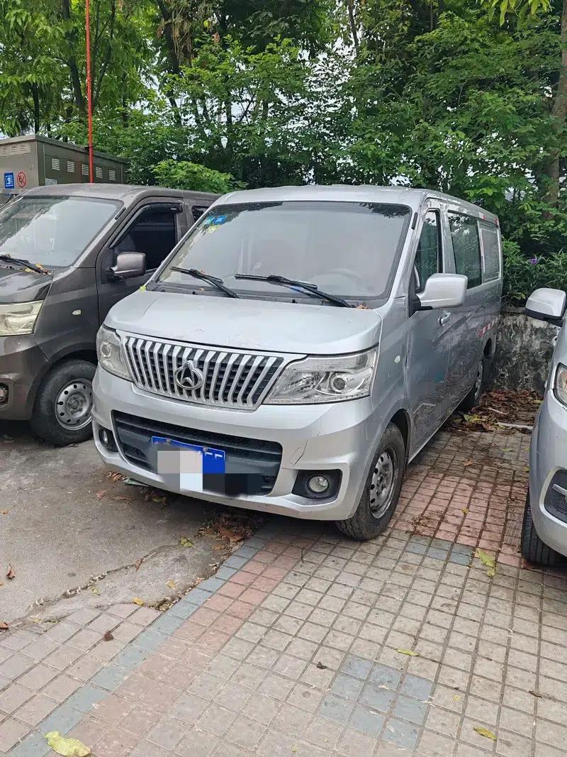 Ruixing M80 2019 Model 1.5L Basic 4-Seat Single Oven Air Conditioning National VI Flat Top Rear Hatchback DAM15KR — миниатюра 1
