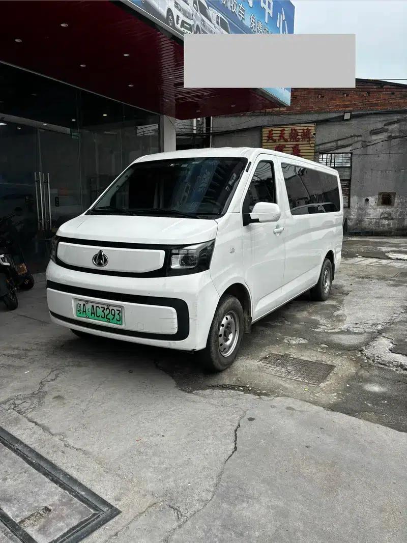 Ruixing EM80 2025 Elite Edition, 6-seater, 300km/h, double doors, 70kW — миниатюра 1