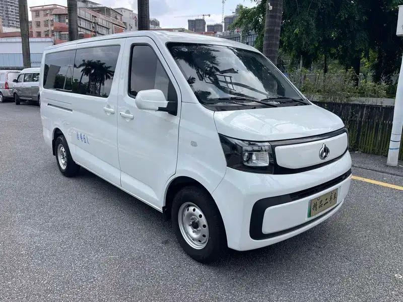 Ruixing EM80 2025 Elite Edition, 6-seater, 300km/h, double doors, 70kW — миниатюра 3