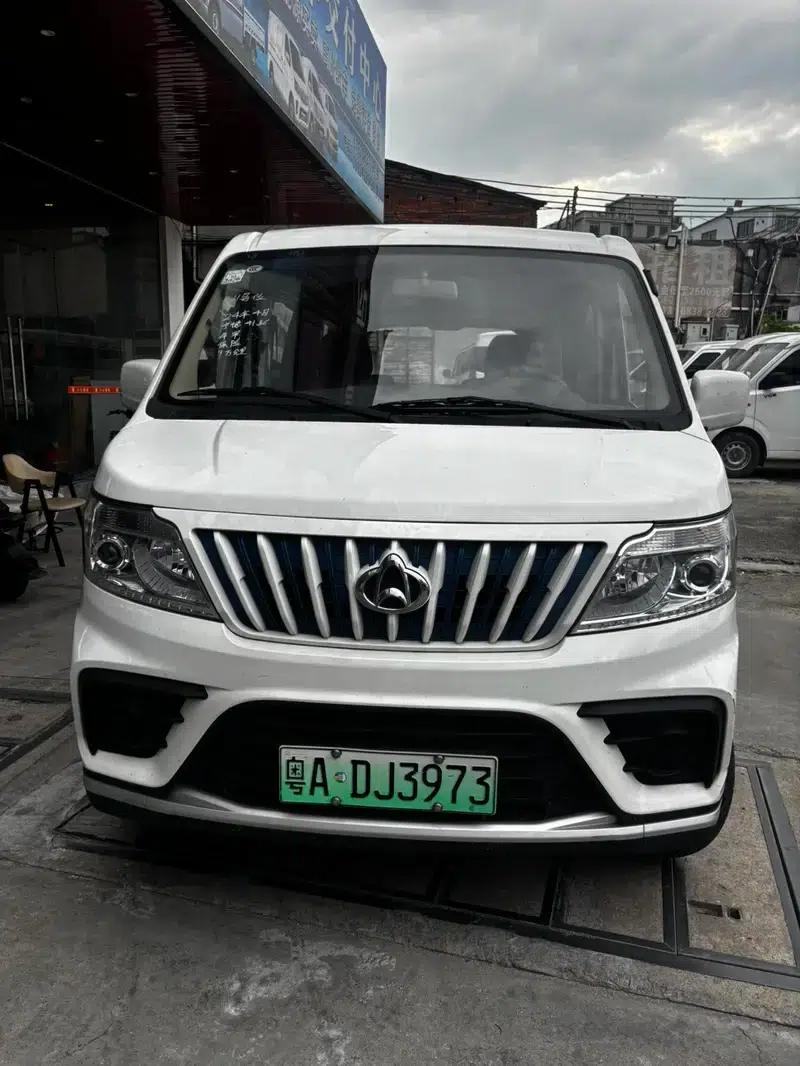 Ruixing EM80 2024 Comfort Model, Double Door, 6 Seats, 270km Range, 41.86kWh — миниатюра 2
