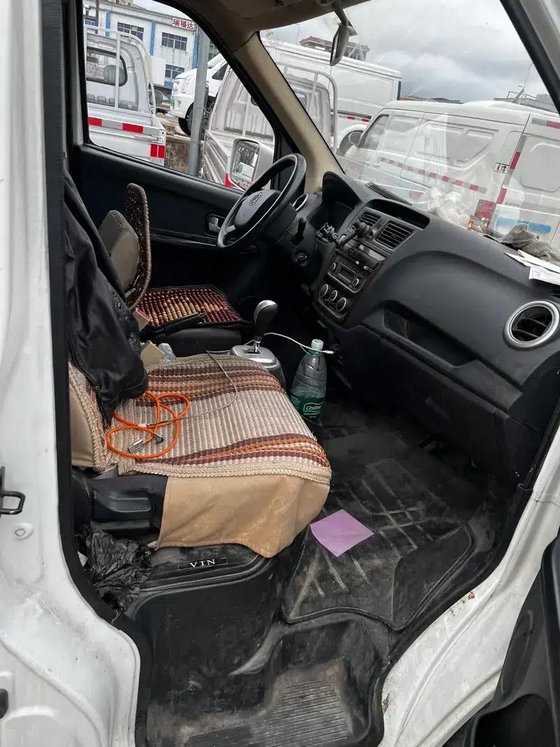 Ruixing EM80 2021 Model, Flat Top, Hatchback Door, 2 Seats, 41.86kWh — миниатюра 7