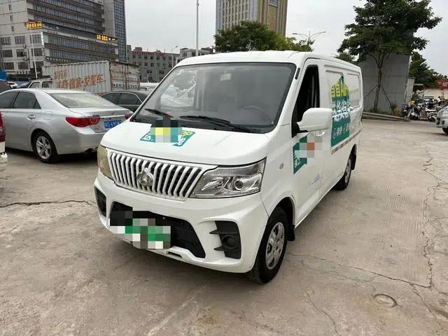 Ruixing EM60 2022 Pure Electric Van with Flat Top and Hatchback Door, 2 Seats, 60kW