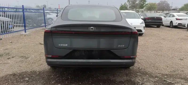 Changan Qiyuan A07 2025 Range Extended Edition, Truly Delicious, Elite Model 140 — миниатюра 3