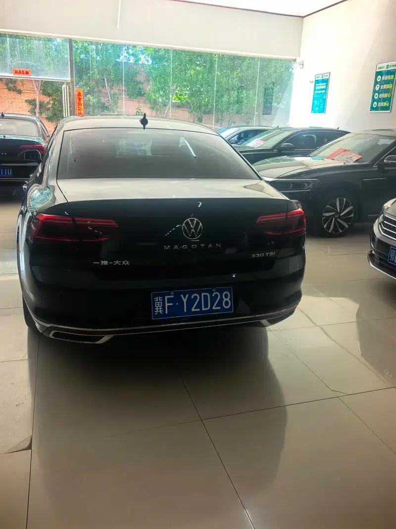 2020 Volkswagen Passat 330TSI DSG Leading Edition — миниатюра 5