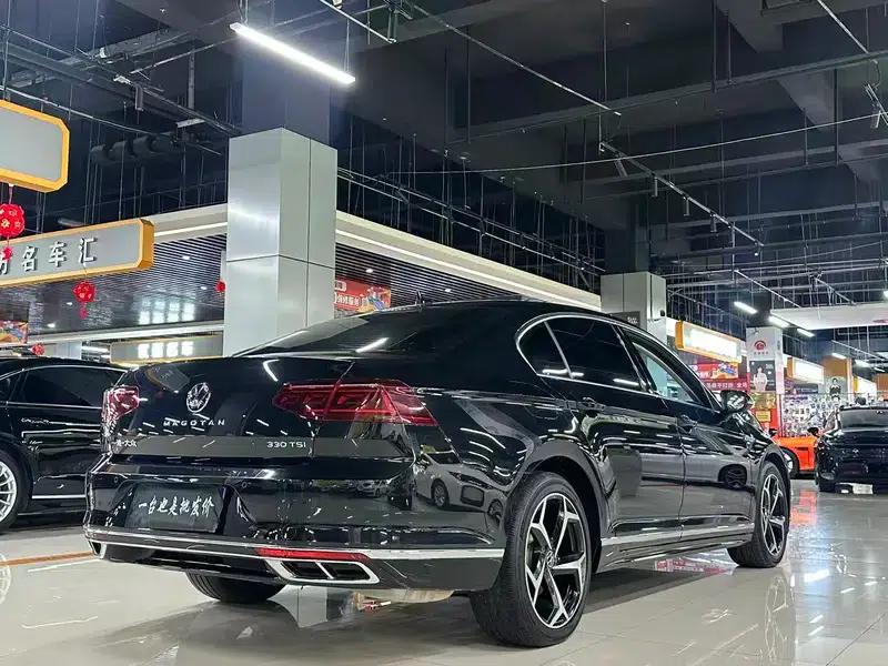 Volkswagen Magotan 2023 2 Millionth Unit Commemorative Edition 330TSI DSG Luxury — миниатюра 6