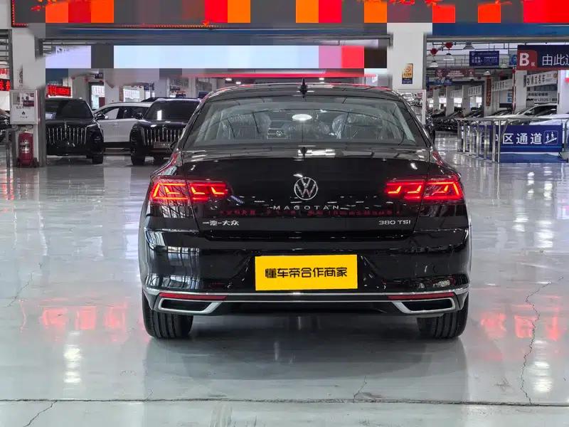 2026 Volkswagen Magotan 30 Million Unit Selection Edition 380TSI DSG Luxury — миниатюра 5