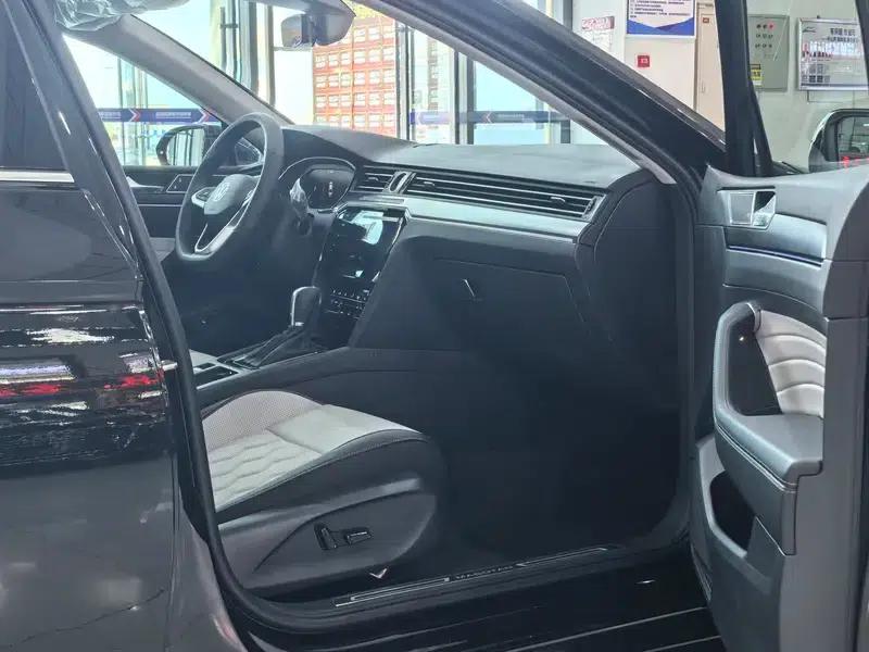2026 Volkswagen Magotan 30 Million Unit Selection Edition 380TSI DSG Luxury — миниатюра 9