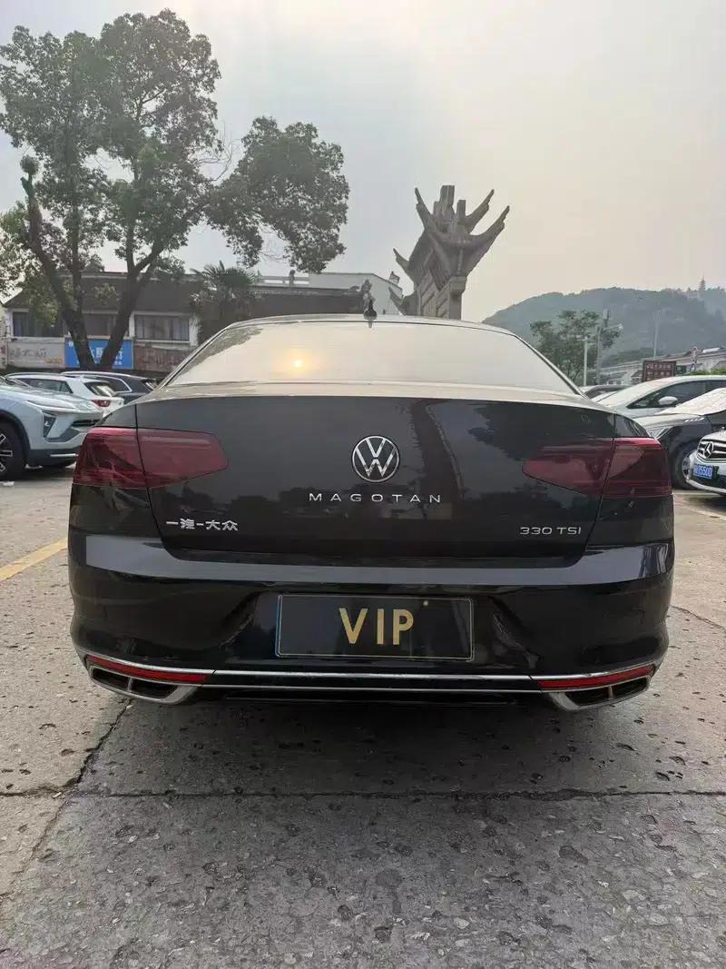 Volkswagen Magotan 2023 2 Millionth Unit Commemorative Edition 330TSI DSG Luxury — миниатюра 5