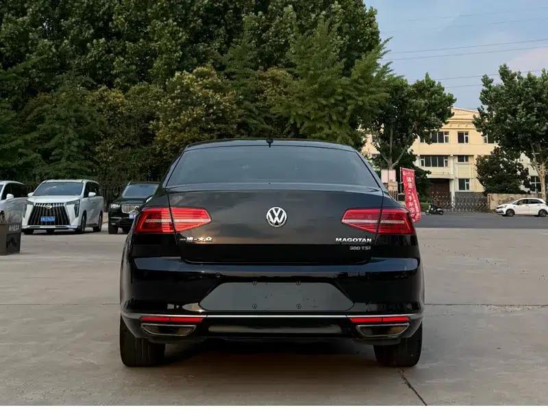 2017 Volkswagen Passat 380TSI DSG Flagship Edition — миниатюра 5