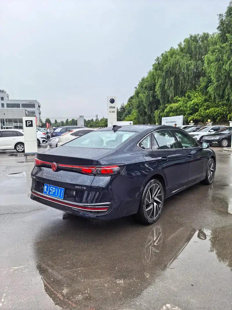 2024 Volkswagen Passat 380TSI Supreme Edition — миниатюра 6