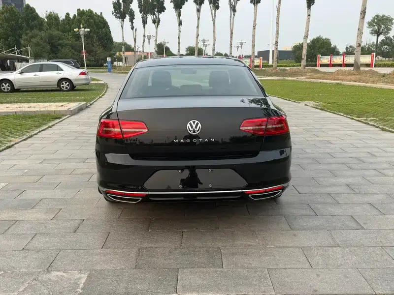 2017 Volkswagen Passat 330TSI DSG Luxury — миниатюра 5