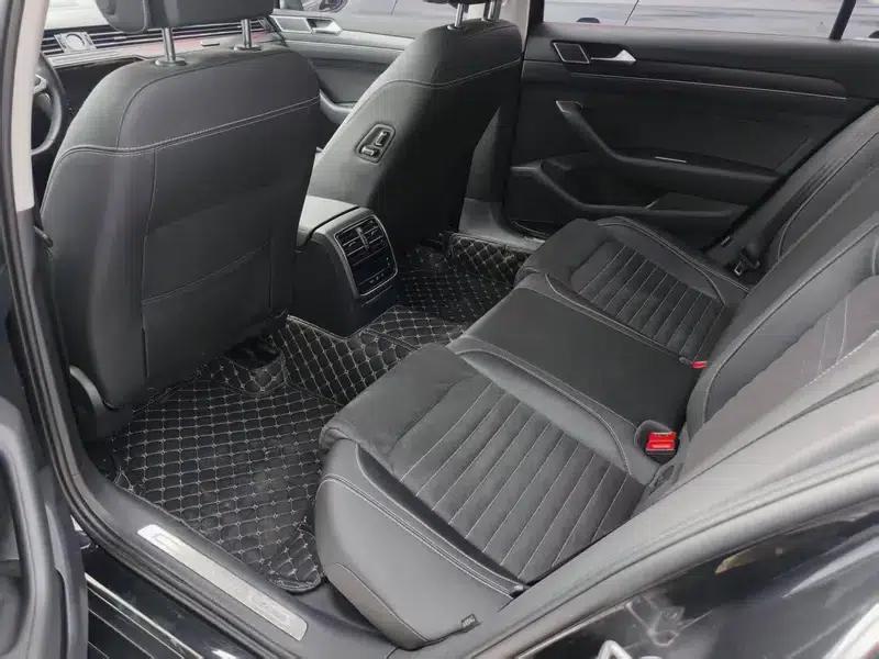 Volkswagen Passat 2021 330TSI DSG 30th Anniversary Edition — миниатюра 12