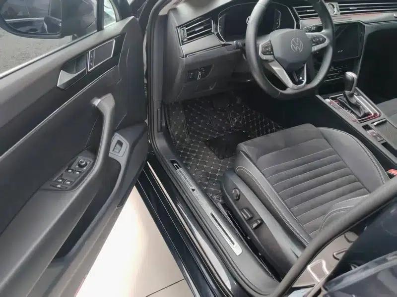 Volkswagen Passat 2021 330TSI DSG 30th Anniversary Edition — миниатюра 13