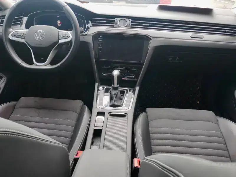 Volkswagen Passat 2021 330TSI DSG 30th Anniversary Edition — миниатюра 9