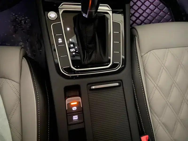 Magotan 2023 2 Millionth Unit Commemorative Edition 280TSI DSG Leading Model — миниатюра 19