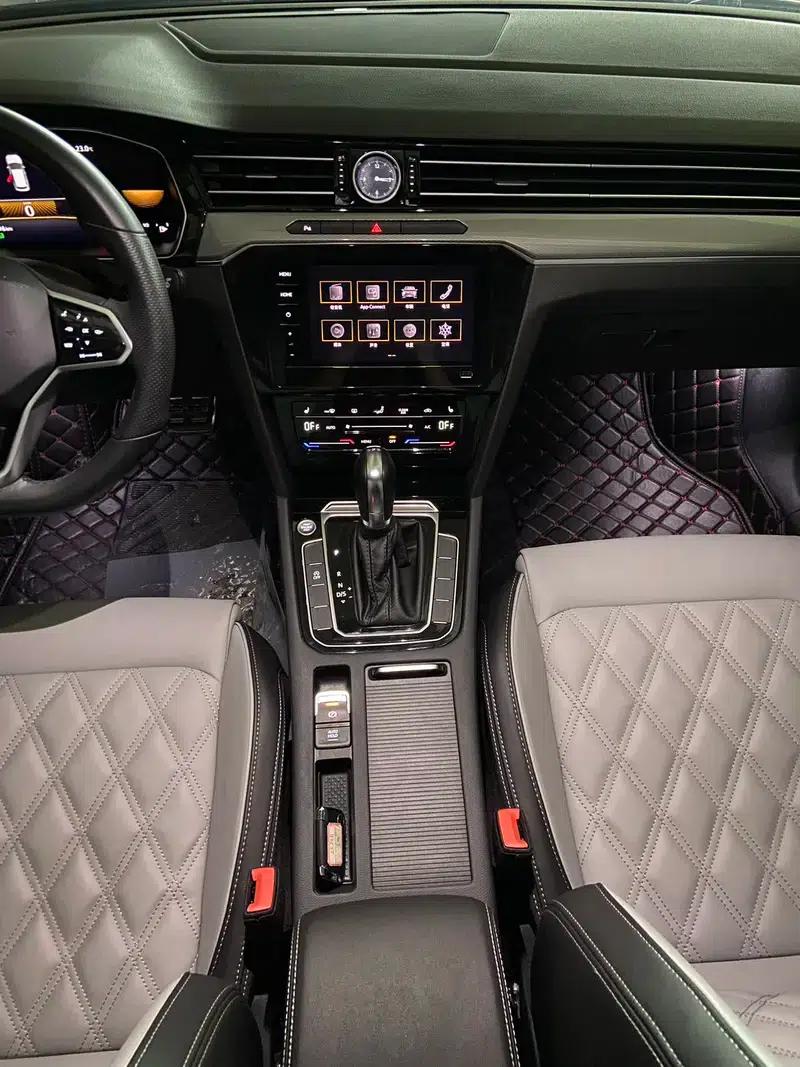 Magotan 2023 2 Millionth Unit Commemorative Edition 280TSI DSG Leading Model — миниатюра 9