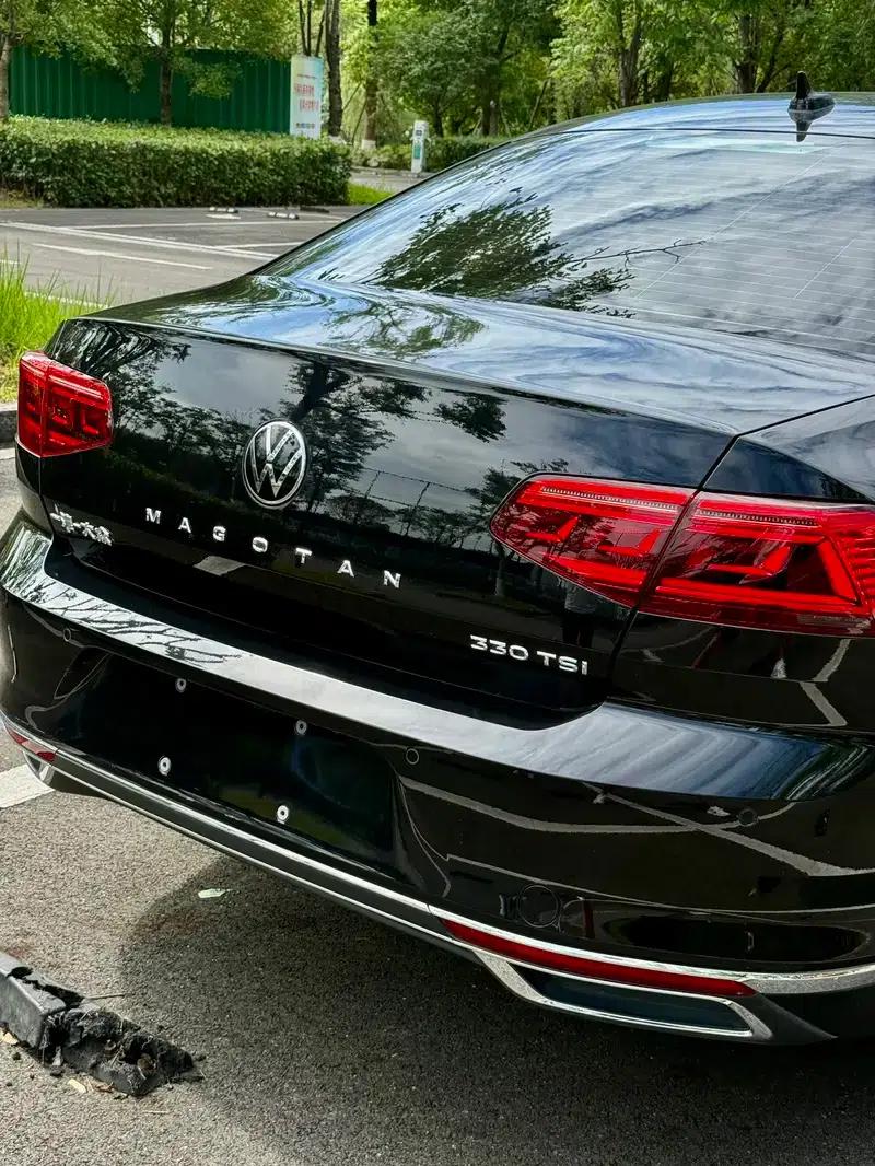 2020 Volkswagen Passat 330TSI DSG Leading Edition — миниатюра 4