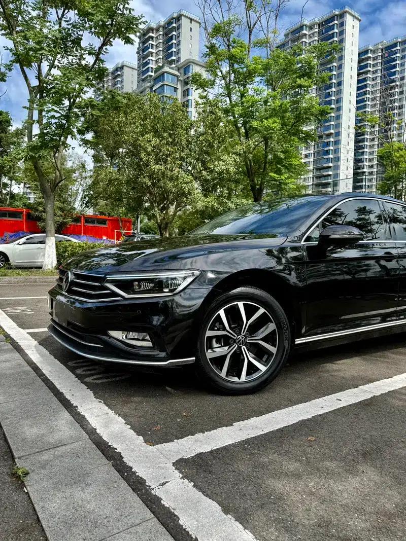 2020 Volkswagen Passat 330TSI DSG Leading Edition — миниатюра 7