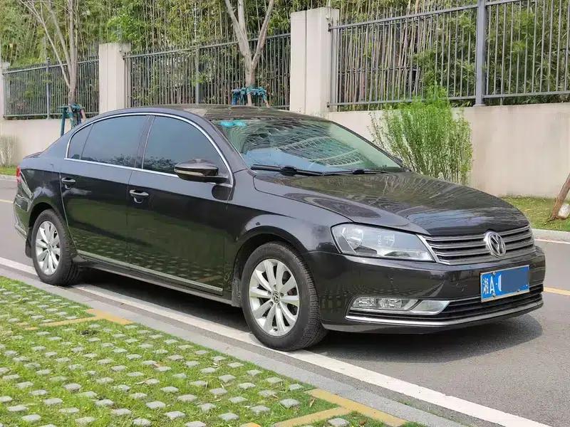 2013 Volkswagen Passat 1.8TSI Leading Edition — миниатюра 3