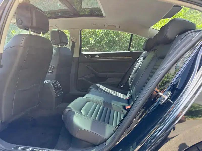 2018 Volkswagen Magotan 330TSI DSG Luxury — миниатюра 14