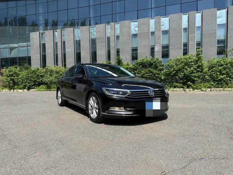 2018 Volkswagen Magotan 330TSI DSG Luxury — миниатюра 3