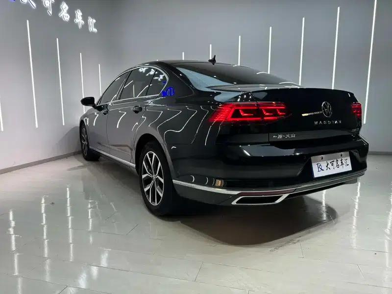 2020 Volkswagen Passat 330TSI DSG Leading Edition — миниатюра 4