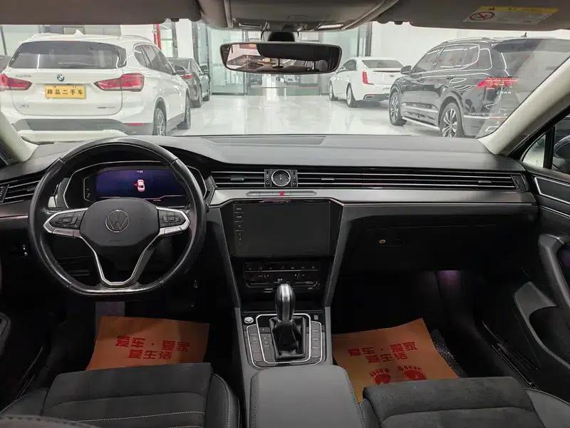 Volkswagen Passat 2021 330TSI DSG 30th Anniversary Edition — миниатюра 10