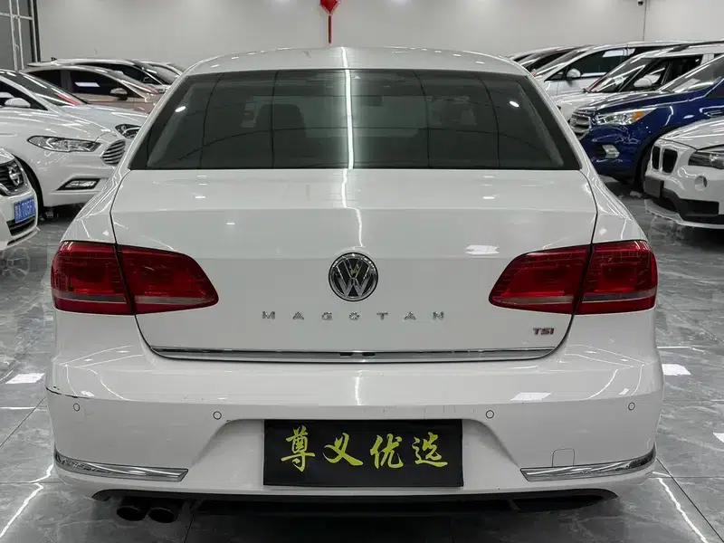 2013 Volkswagen Passat 2.0TSI Premium — миниатюра 5