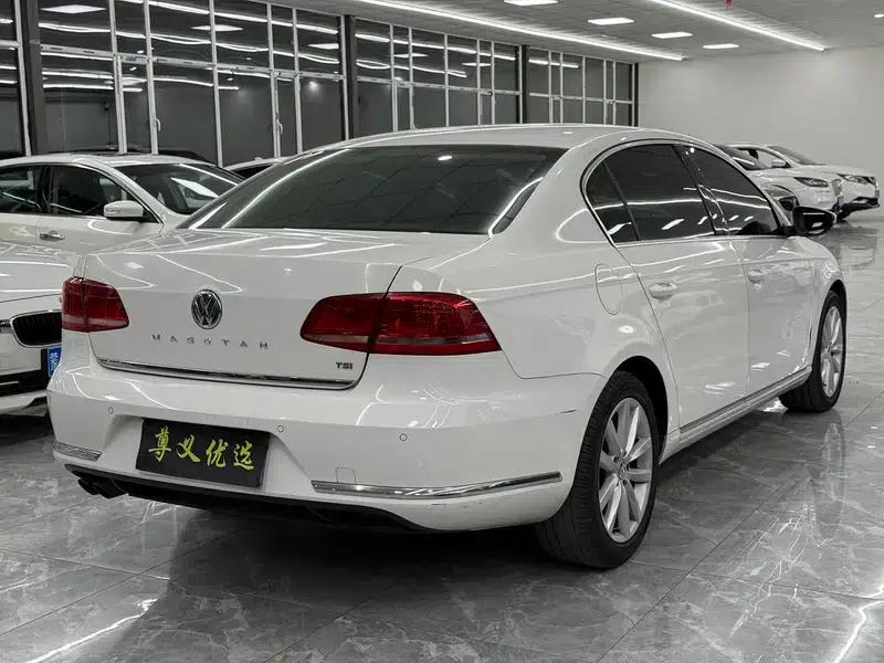2013 Volkswagen Passat 2.0TSI Premium — миниатюра 6