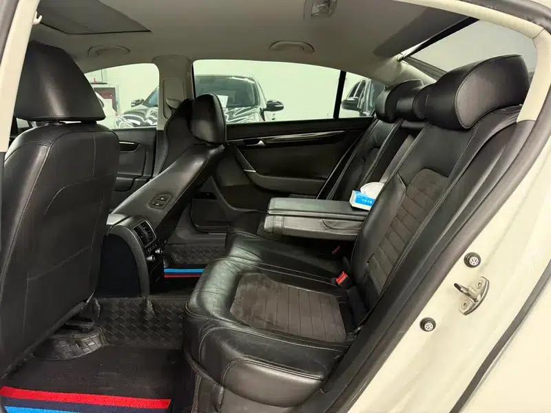 2013 Volkswagen Passat 2.0TSI Premium — миниатюра 9