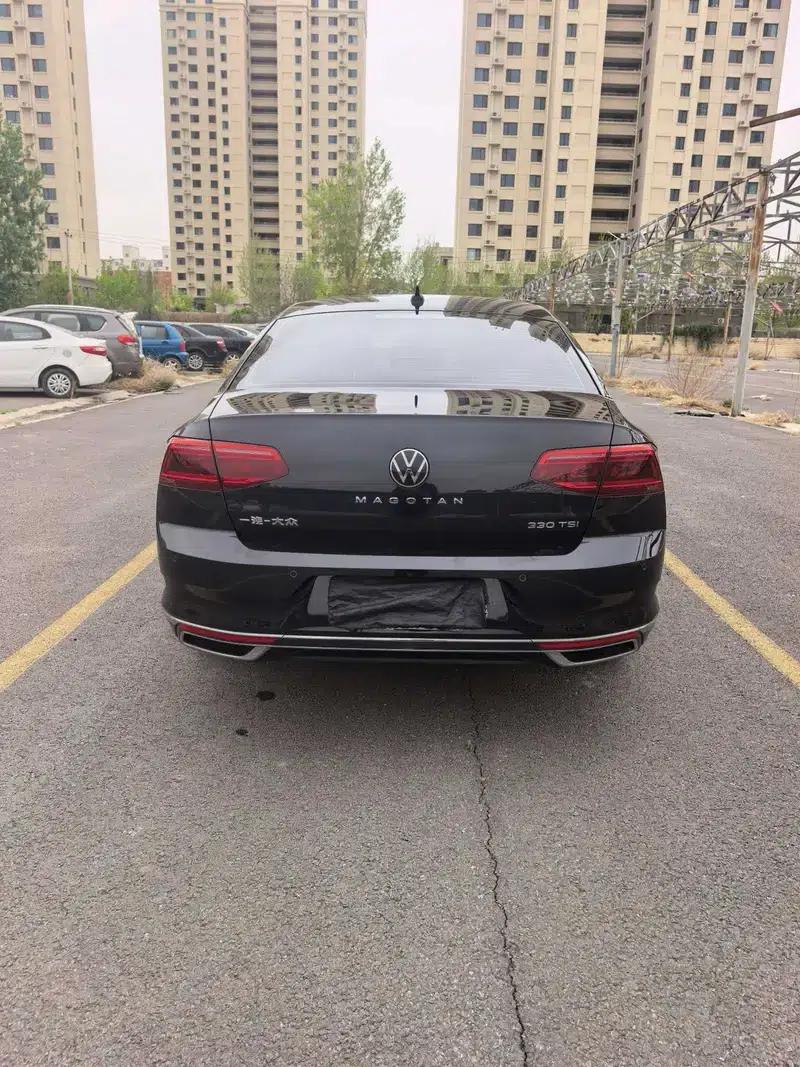 2020 Volkswagen Passat 330TSI DSG Leading Edition — миниатюра 5