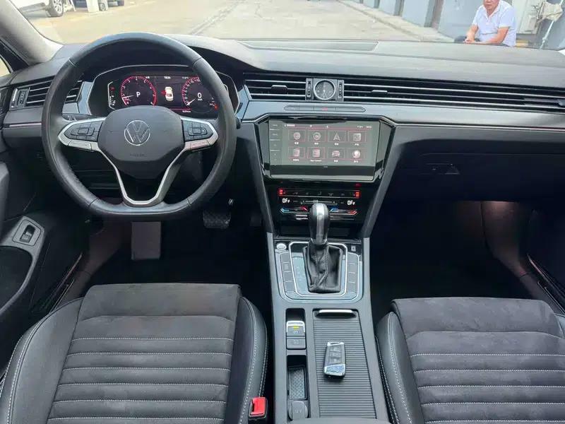Volkswagen Passat 2021 330TSI DSG 30th Anniversary Edition — миниатюра 9